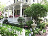 img_2090
One of many beautiful victorian homes and gardens in Cape May N.J.